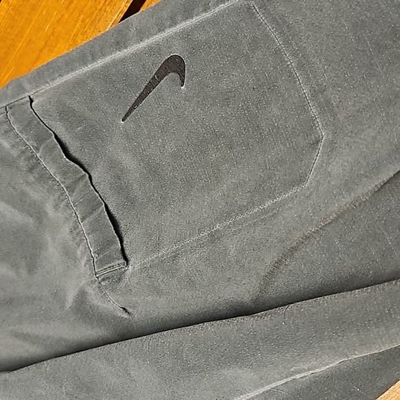 Nike Dri-fit standard fit cargo windbreaker joggers within drawstring sz.M - Picture 4 of 9